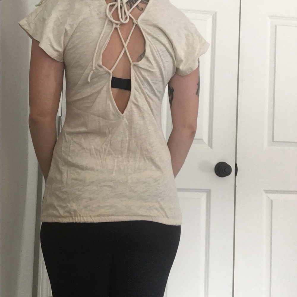 Feather Print Tee with Lace Up Back